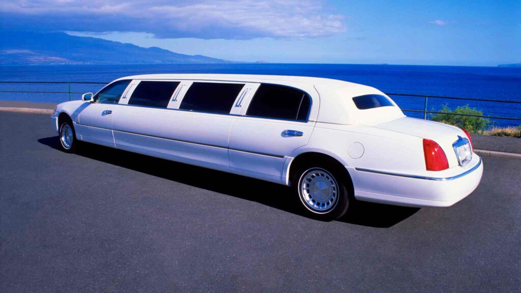 How To Plan A Successful City Tour Using A Limousine